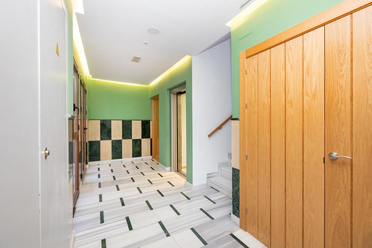 Grace Apartments - 3 Bedroom City Centre Гранада Екстер'єр фото